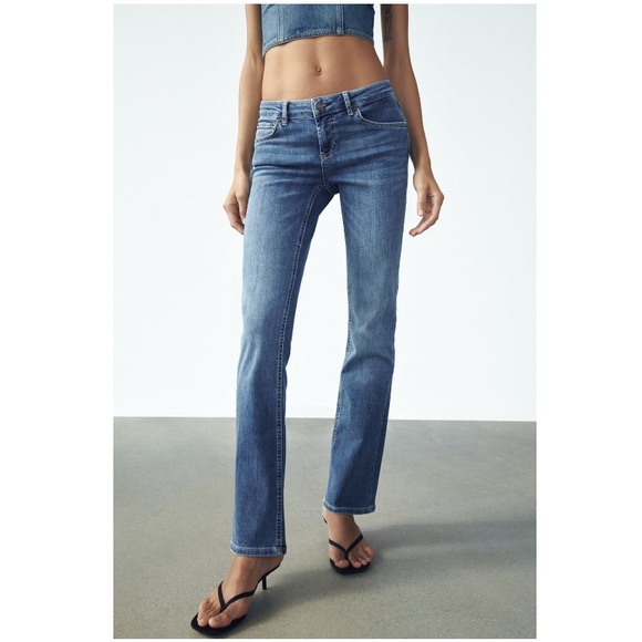 Zara ZW Low-Rise Slim Fit Flared Leg Bootcut Jeans Sz:8 NWT - Picture 4 of 13